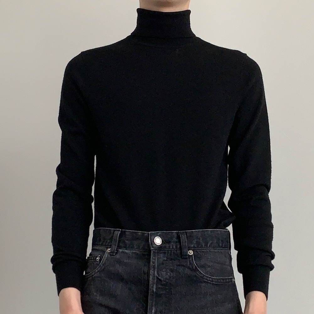 Tiger of Sweden Men’s black wool turtleneck. Size XS